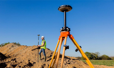 RTK與全站儀有哪些區(qū)別?兩者優(yōu)缺點(diǎn)對比